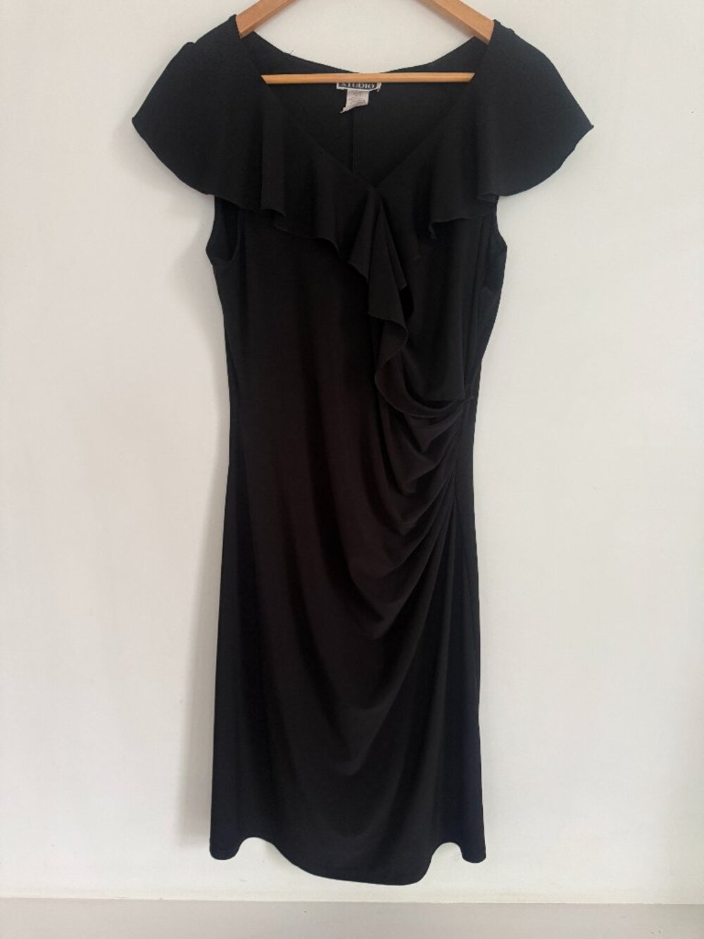 STUDIO Woman Sleeveless Black Dress V Neck Ruffle Front Size XL